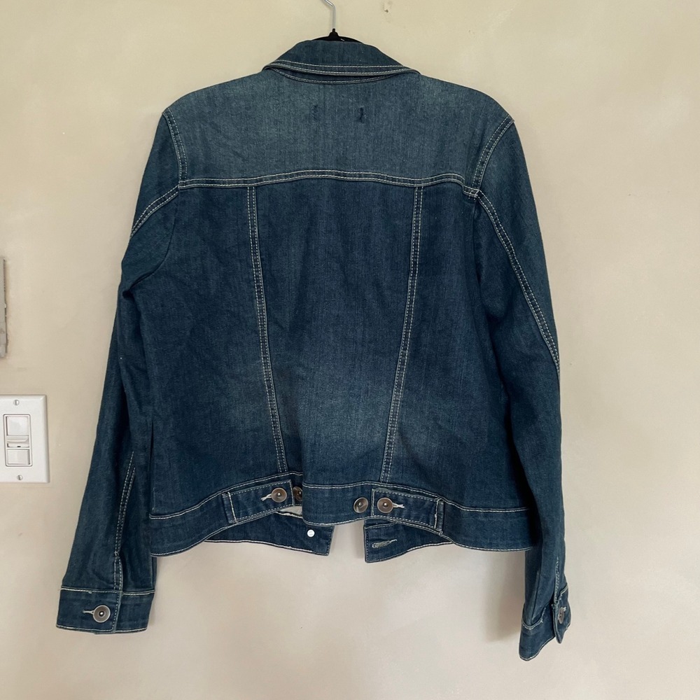 Buba Love Women's Blue Denim Jean Jacket Size L Classic Trucker Style - Picture 4 of 4
